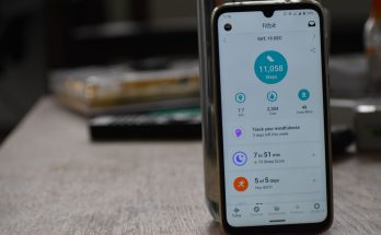 Fitbit Edge wearable